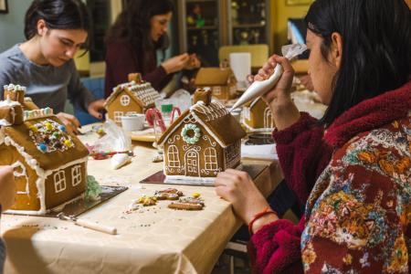 delavnica-carobne-medene-hiske (19)